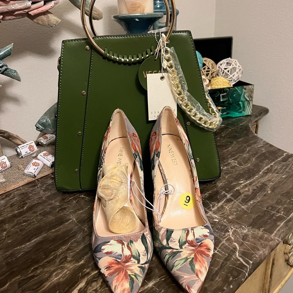 NWT Nine West Floral Print Heels - Picture 2 of 5